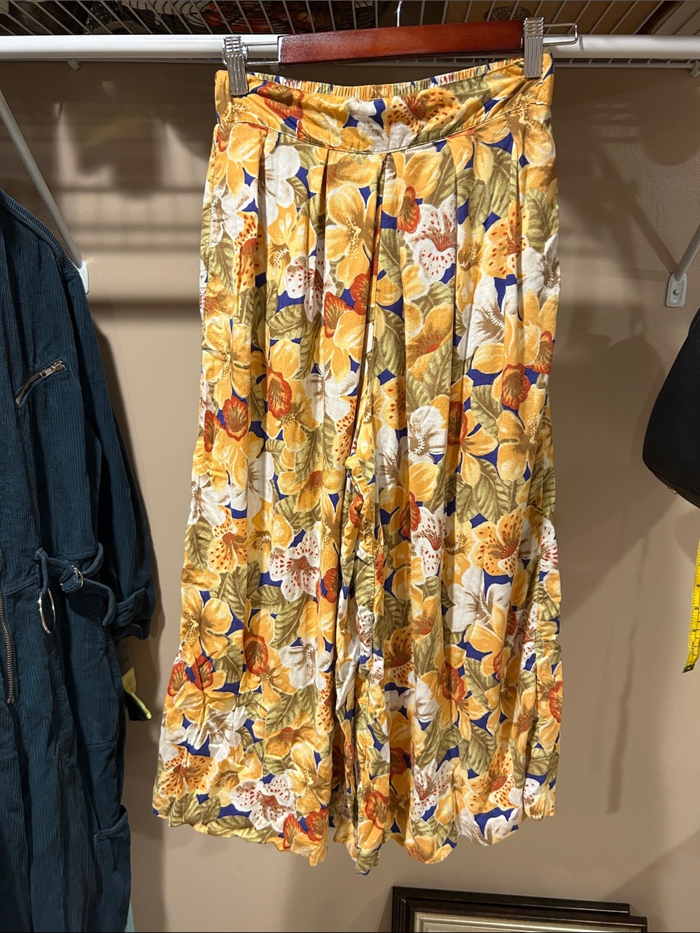 Yellow Floral cropped wide leg pants